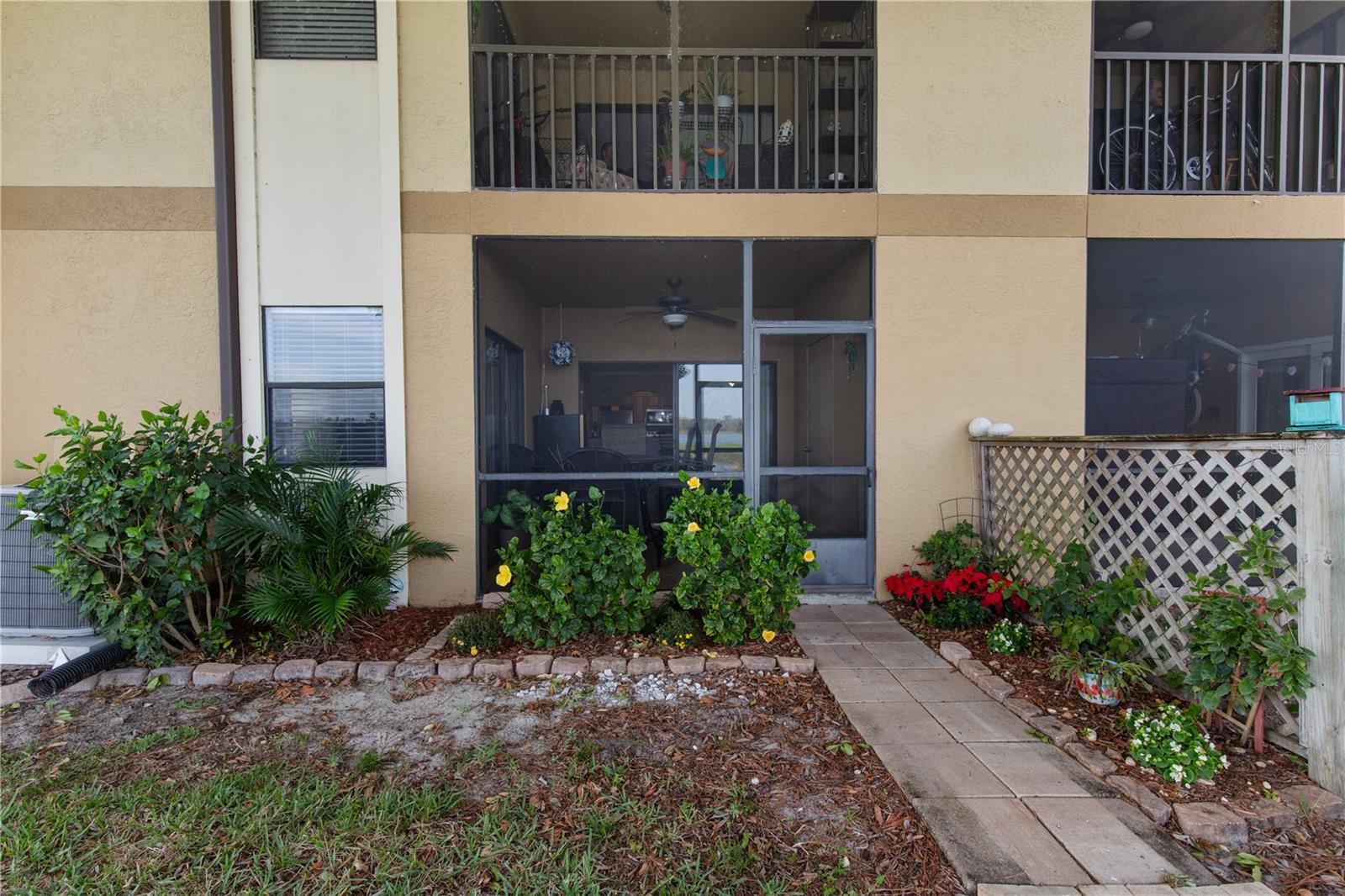 BELLA VISTA ON LAKE - Residential