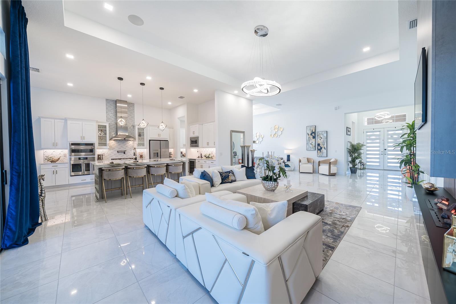 RIVER'S EDGE - Residential