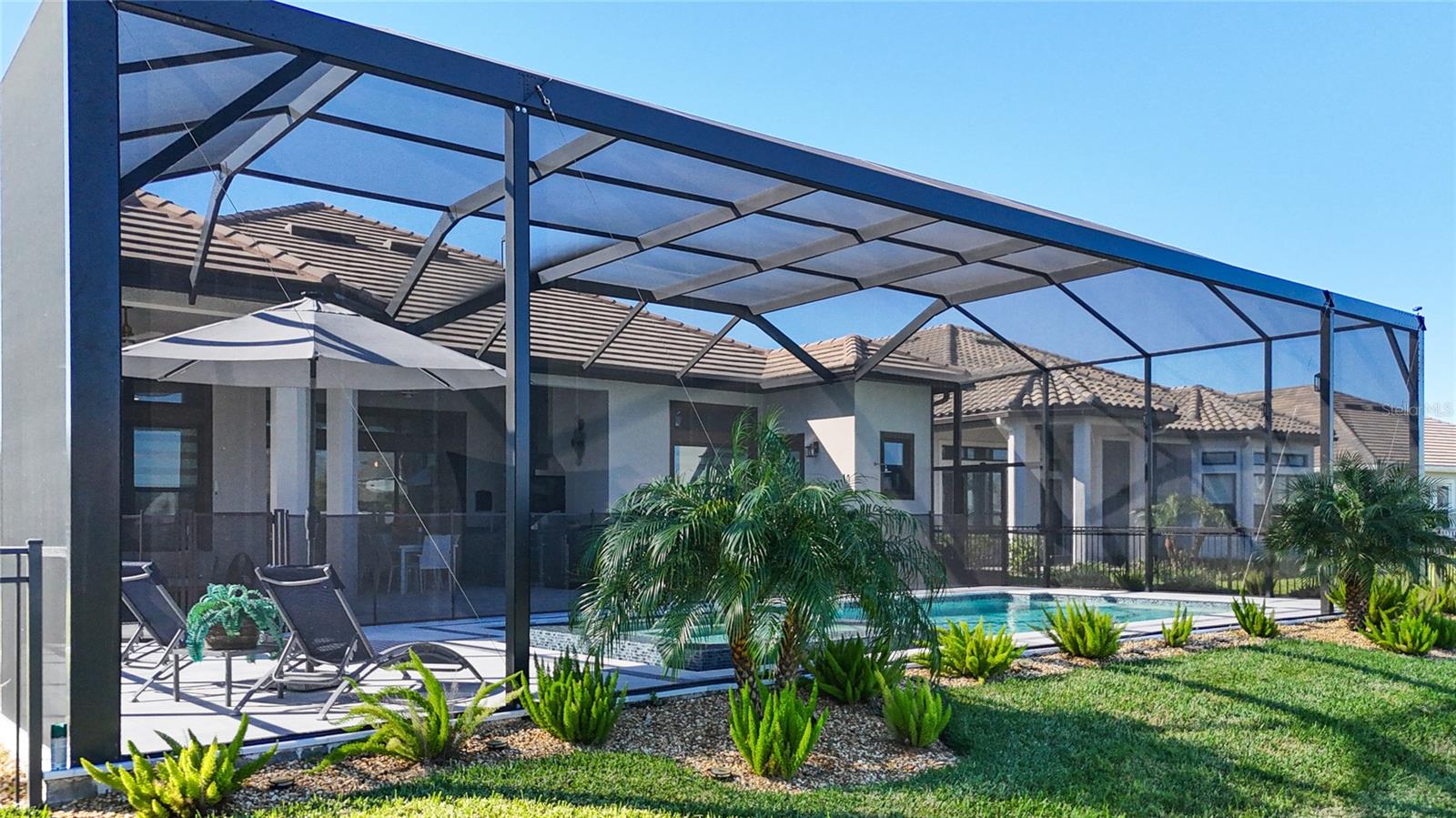 RIVER'S EDGE - Residential