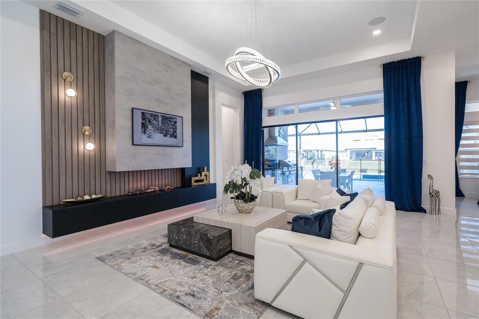 RIVER'S EDGE - Residential