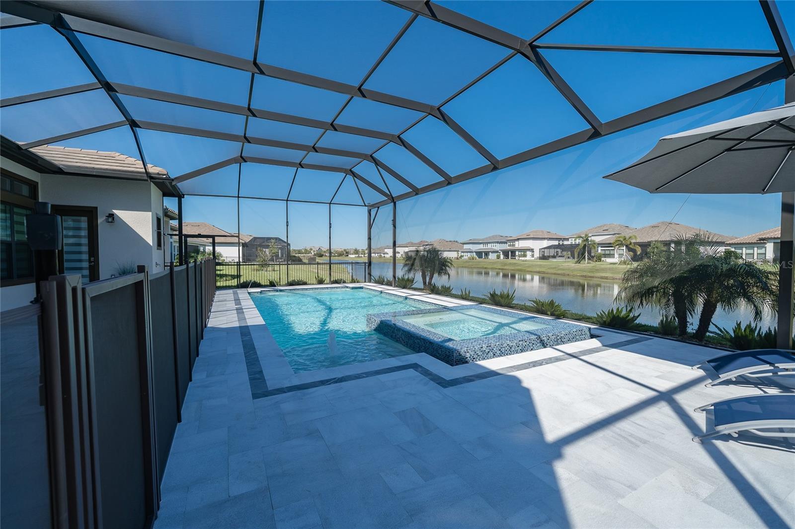 RIVER'S EDGE - Residential