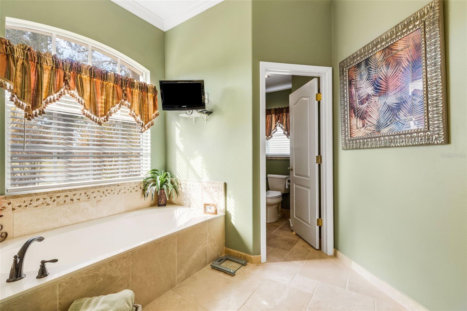 MISTY CREEK - Residential