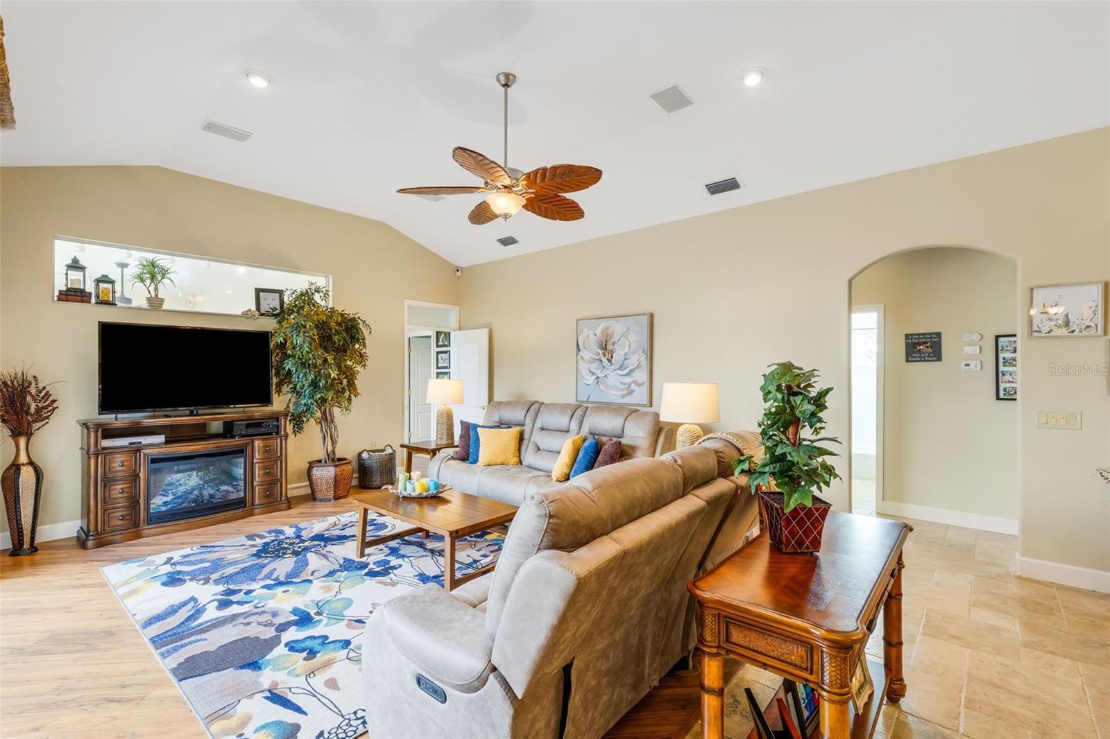 MISTY CREEK - Residential