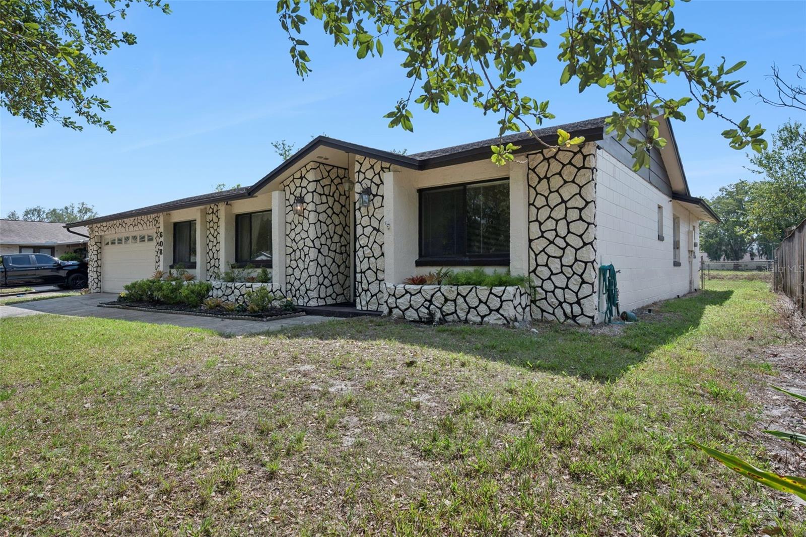 DOVER COVE - Residential