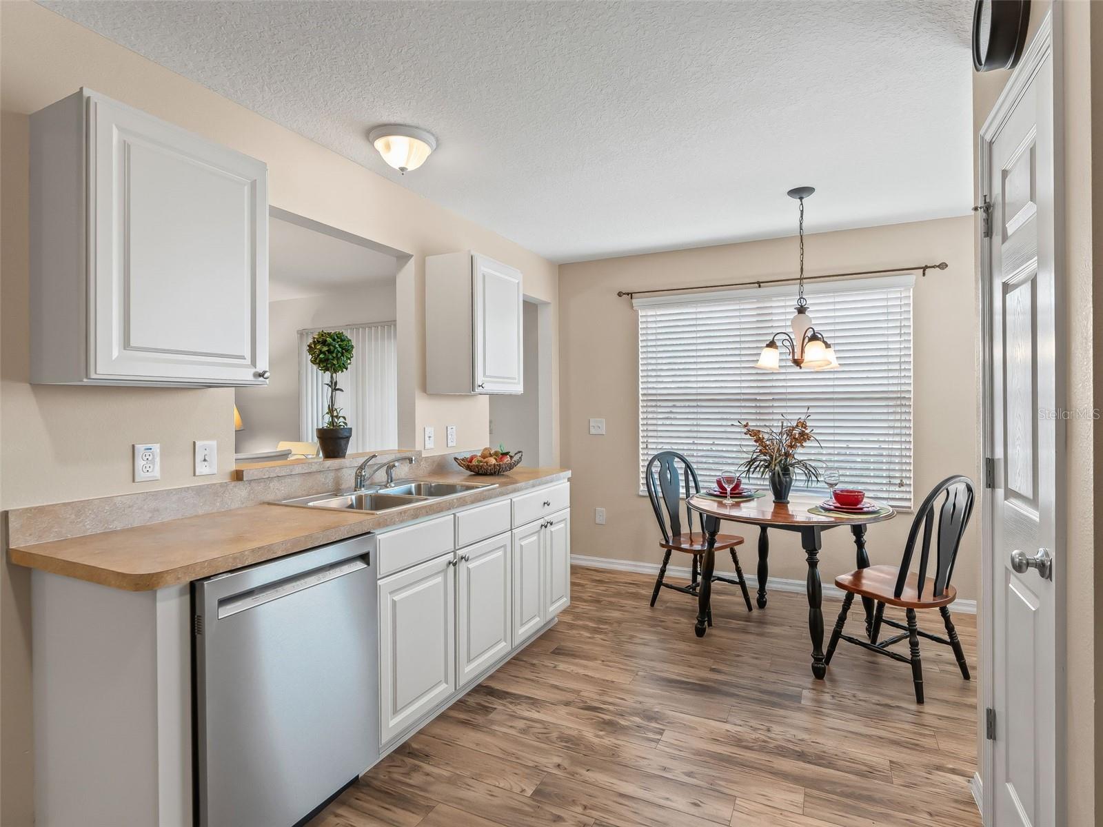 1906 HARSTON TRAIL