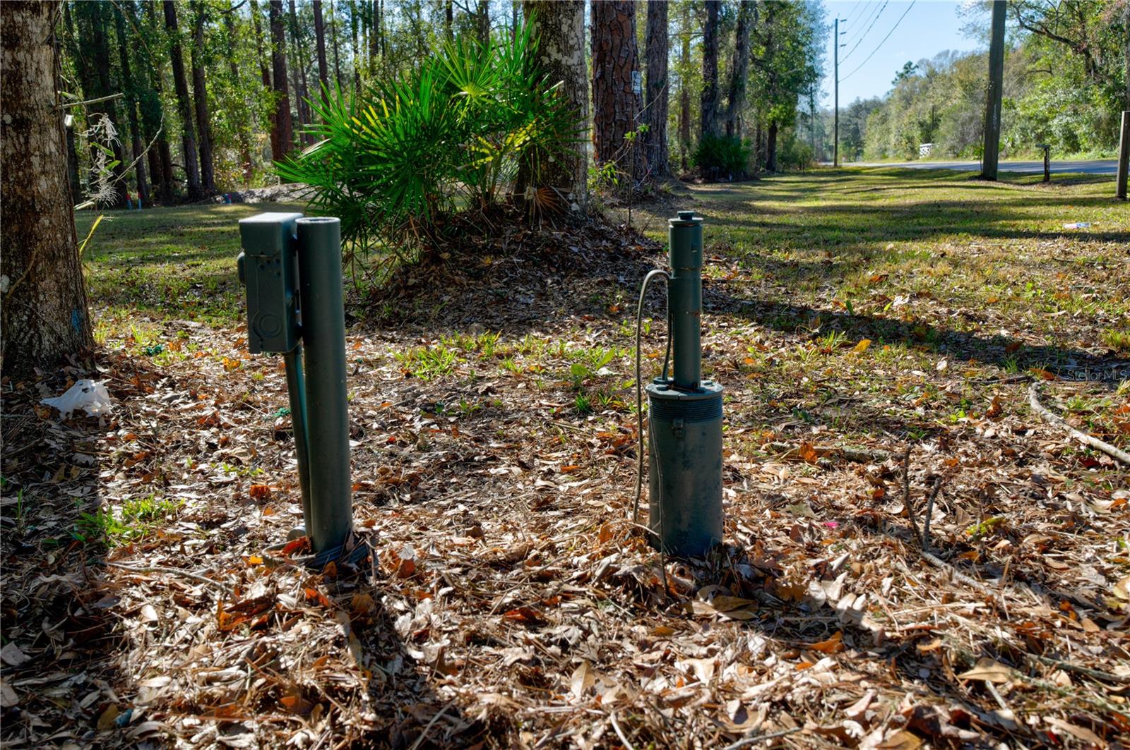 MOON LAKE ESTATES - Land