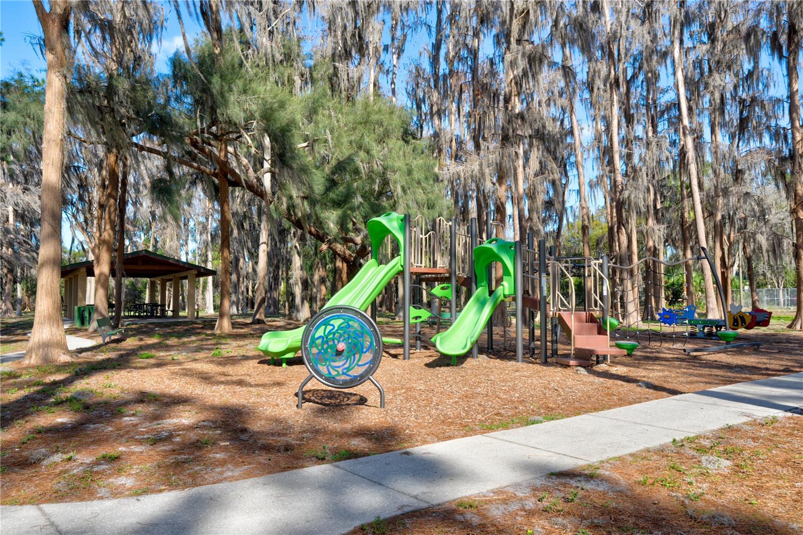 MOON LAKE ESTATES - Land