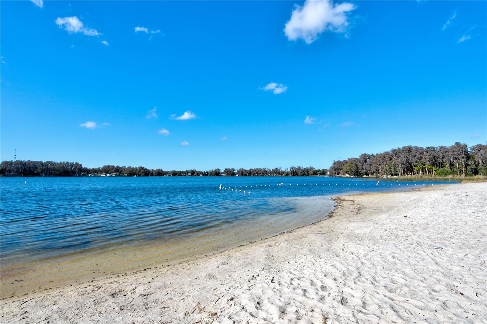 MOON LAKE ESTATES - Land