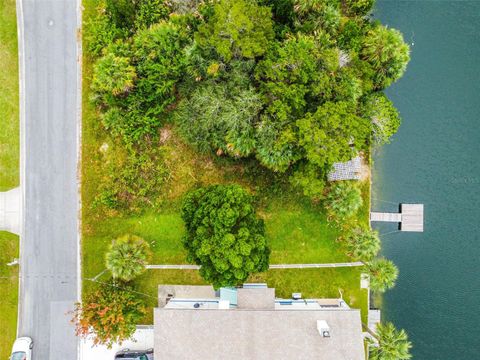 A home in HERNANDO BEACH