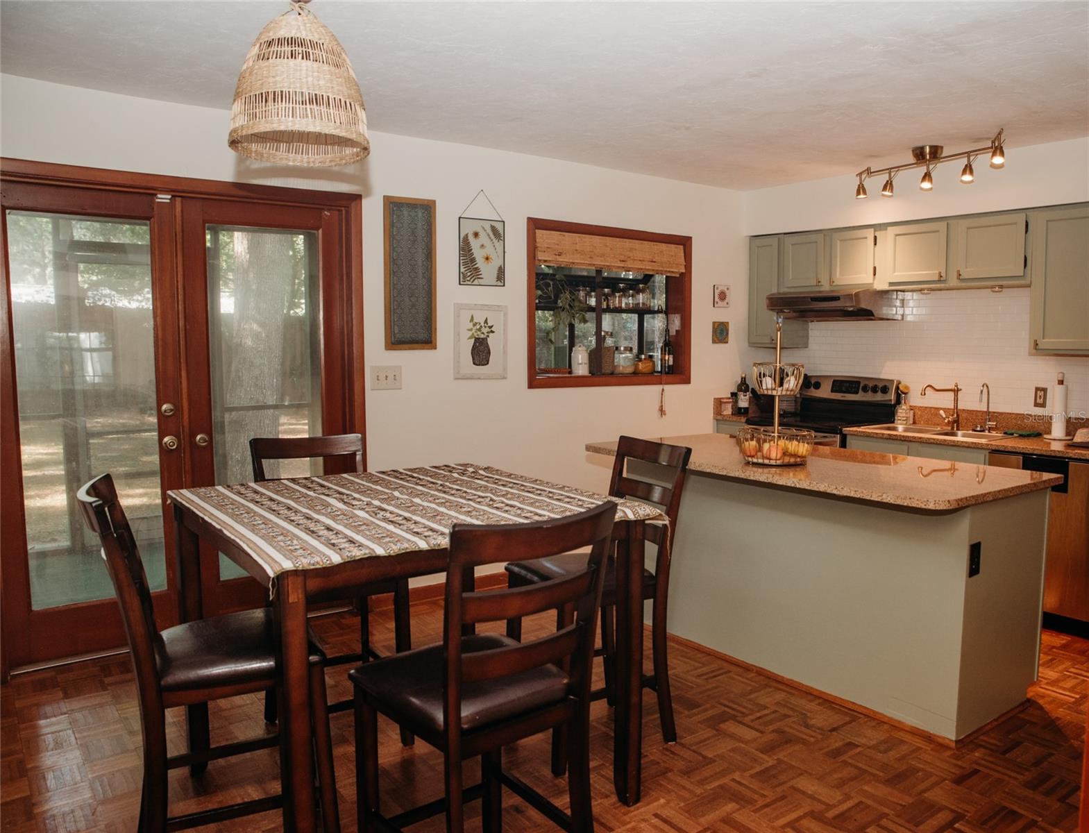 FLETWOOD PARK SERENOLA - Residential