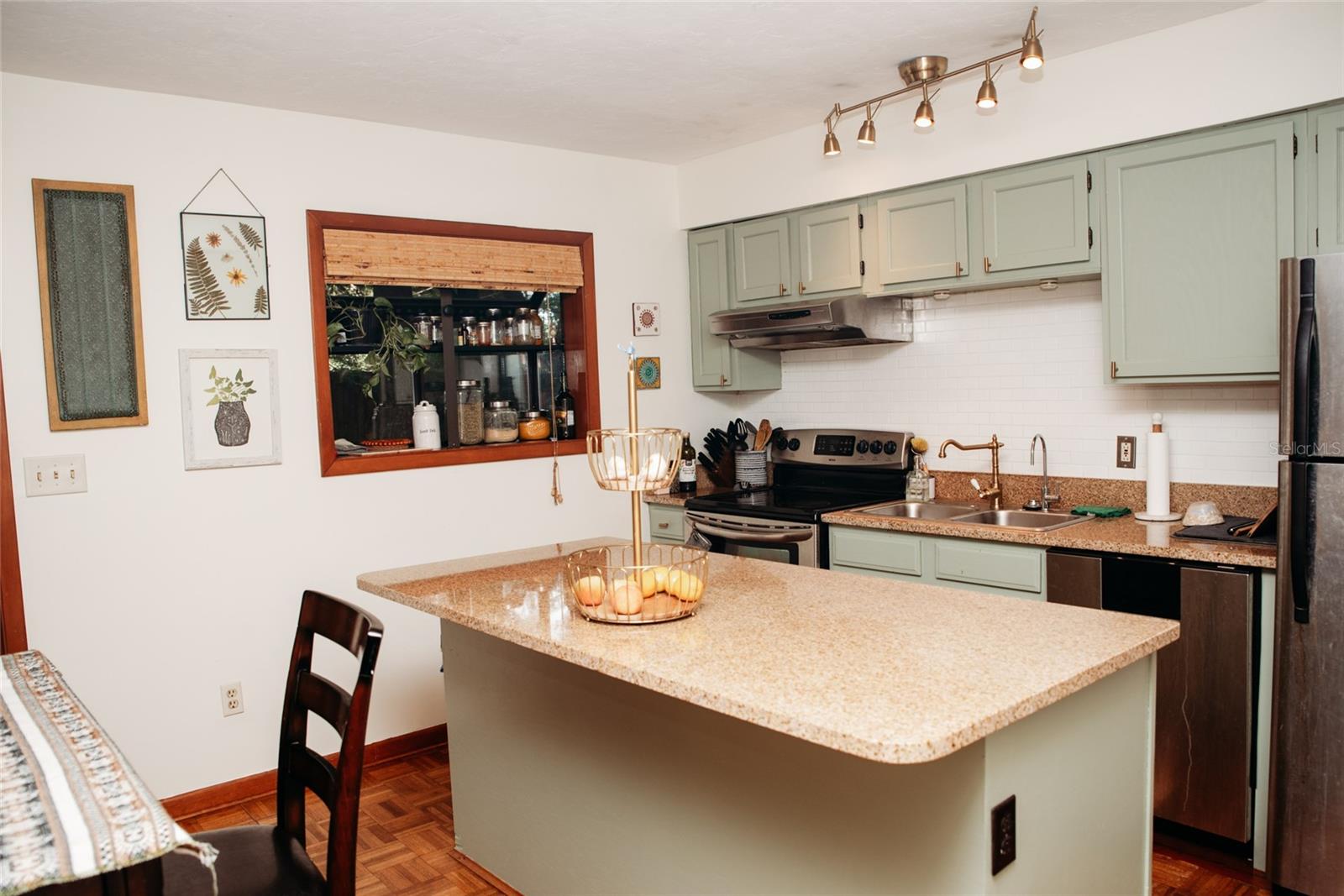 FLETWOOD PARK SERENOLA - Residential