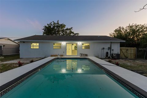 A home in PORT CHARLOTTE