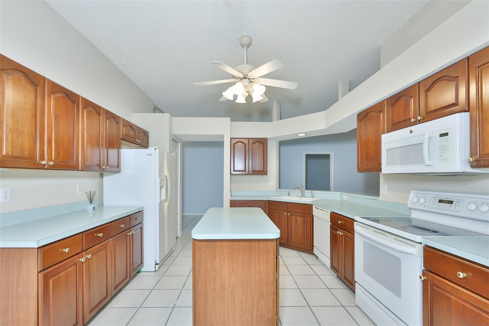 VILLEROY CONDO - Residential