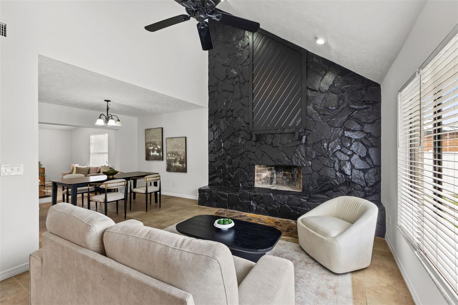 5116 SERENA DRIVE