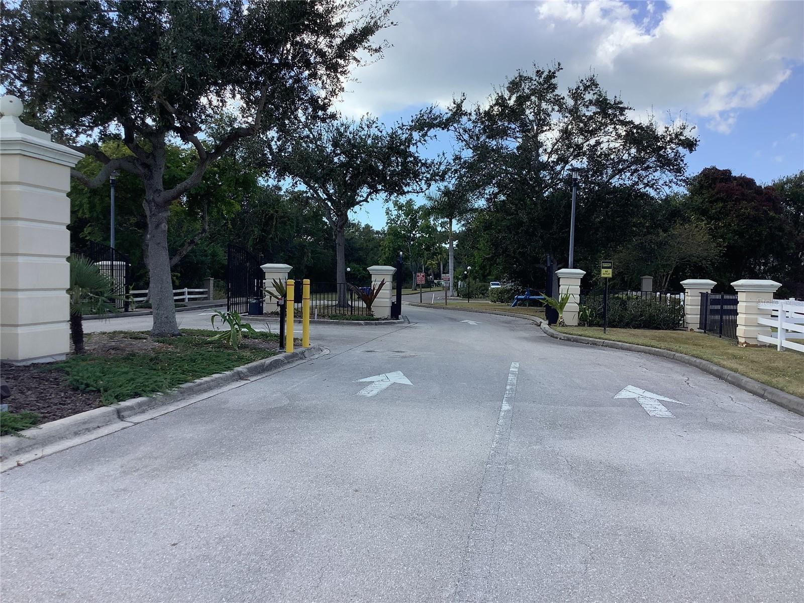 ROLLING GREEN SOUTH - Residential