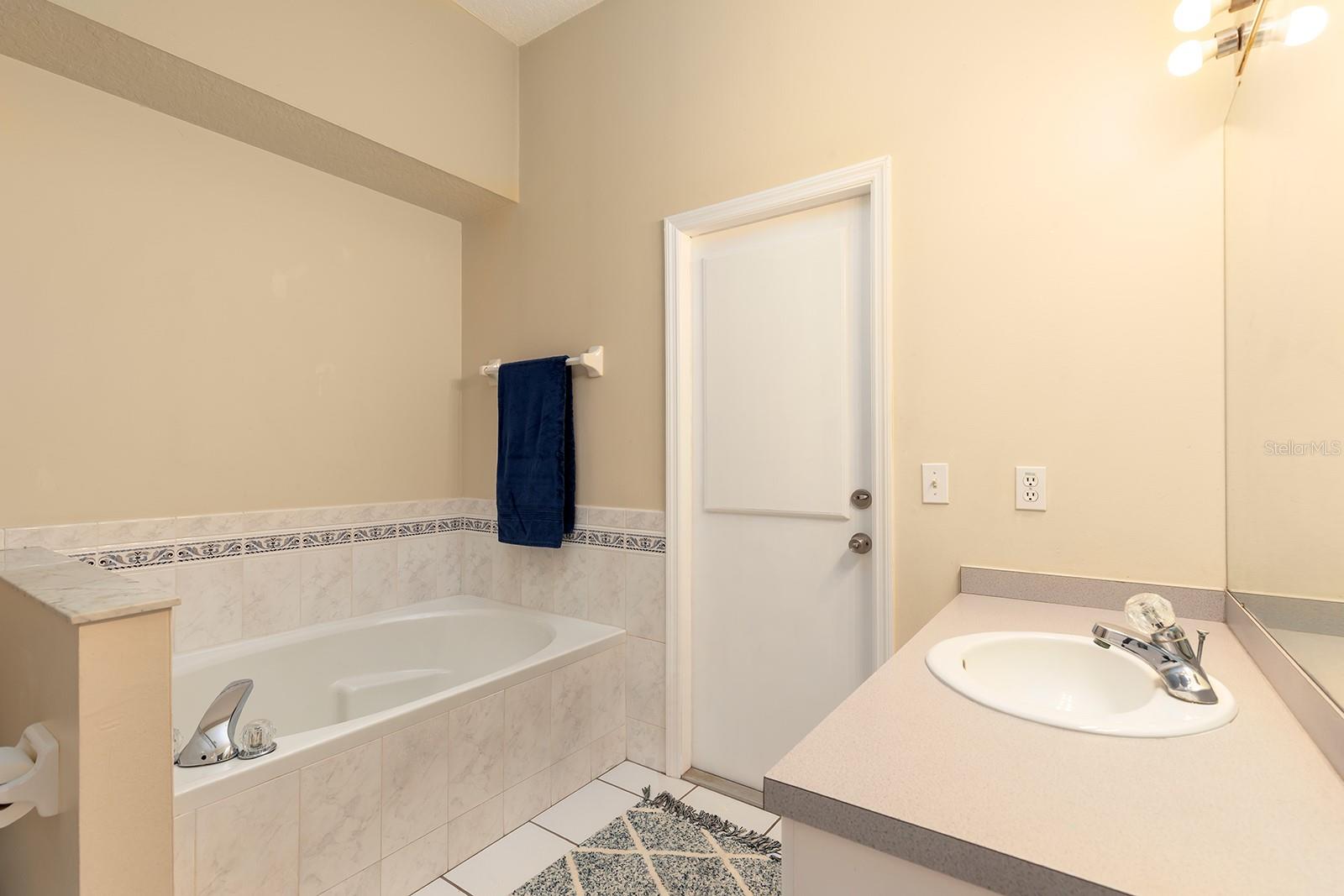 DELTONA LAKES UNIT 07 - Residential