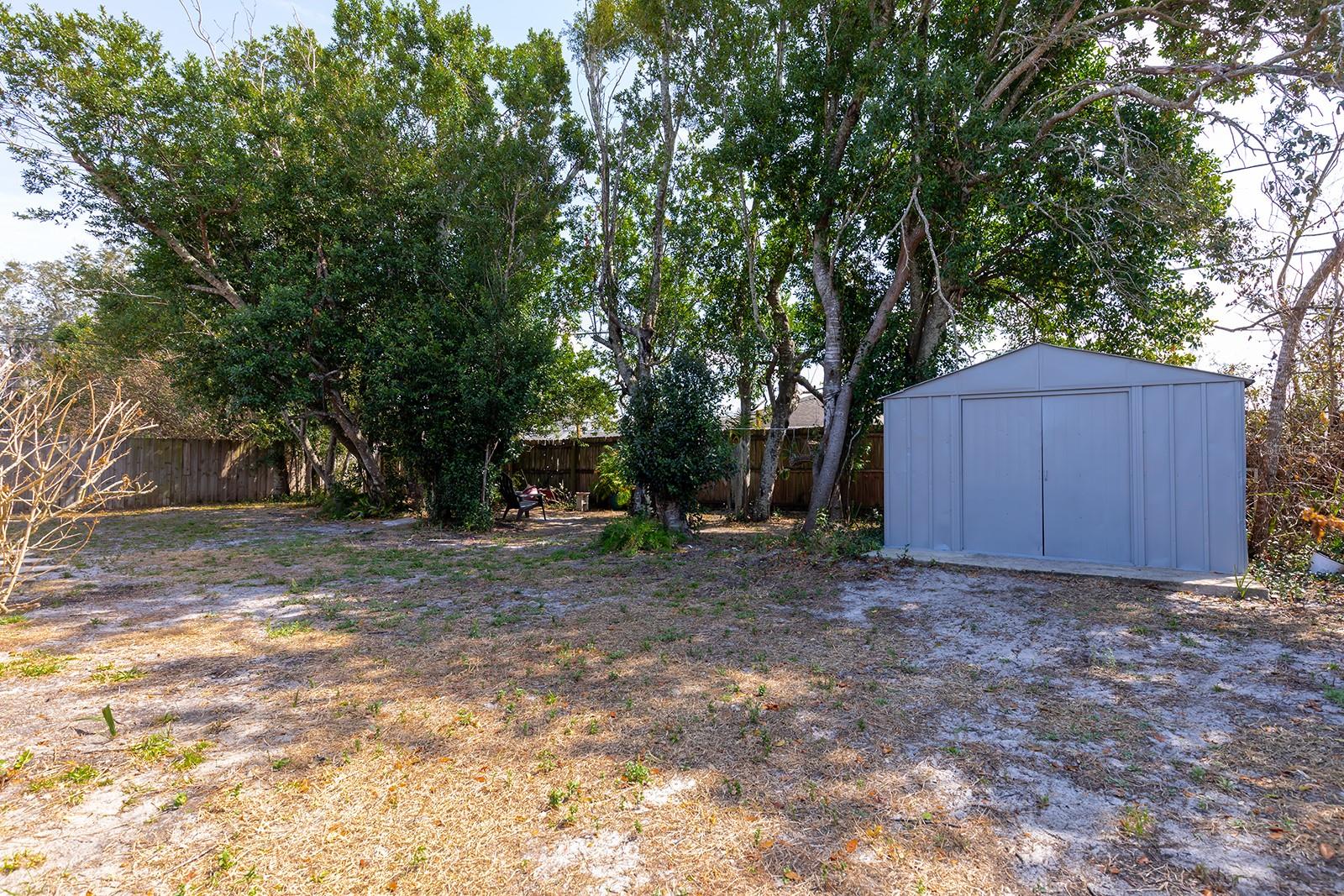 DELTONA LAKES UNIT 07 - Residential