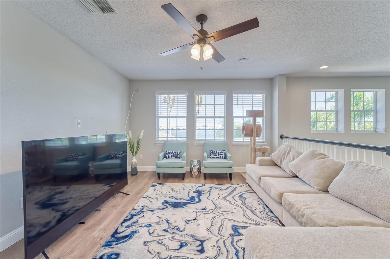 MIRABAY PH 3A-1 - Residential