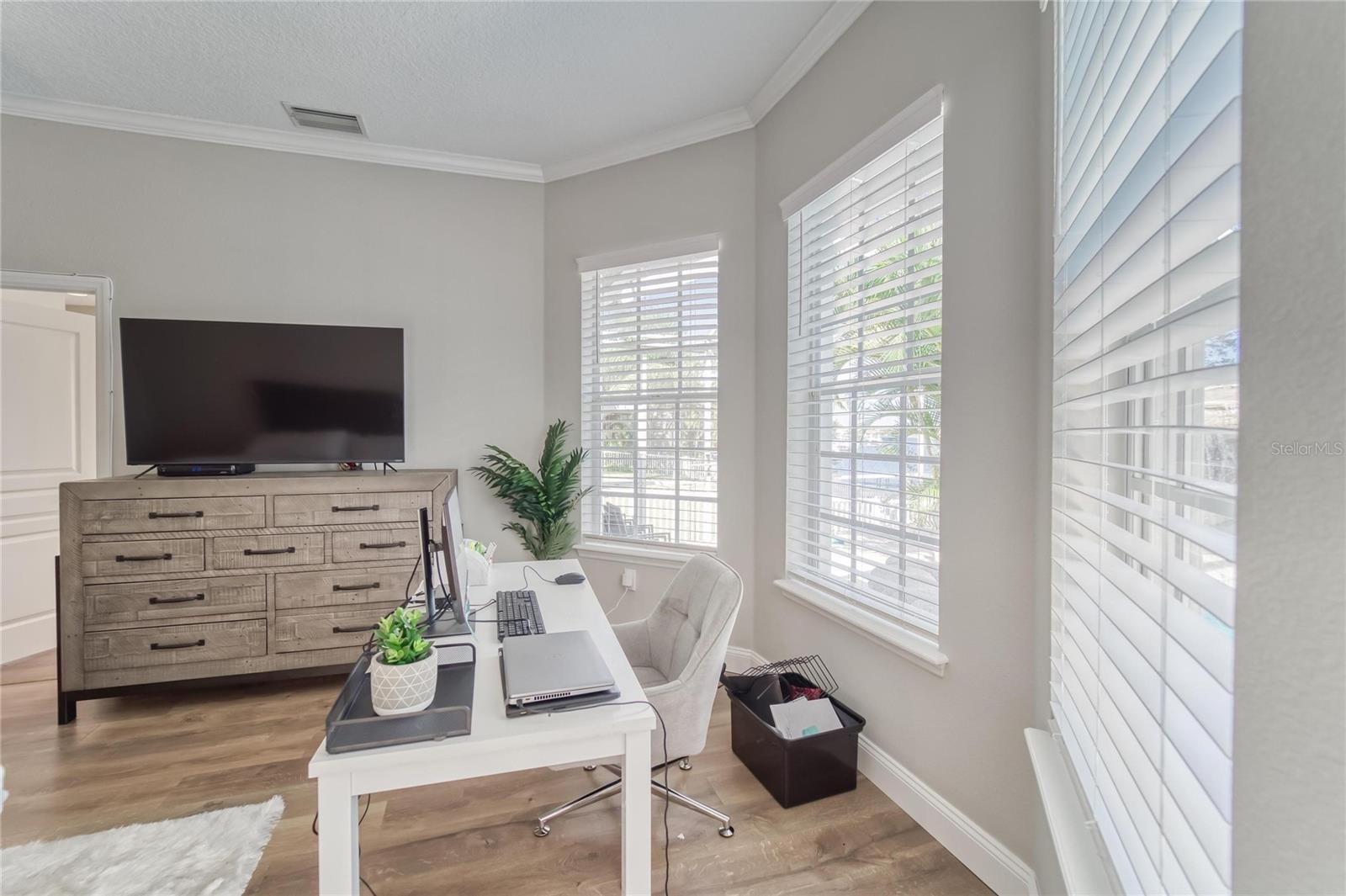 MIRABAY PH 3A-1 - Residential
