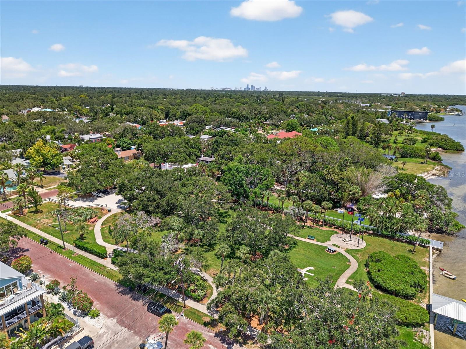 BOCA CEIGA PARK - Residential