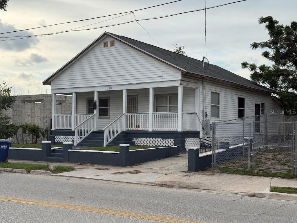 Photo of 1410 E 21st Avenue, Tampa, FL 33605 (MLS # O6425846)