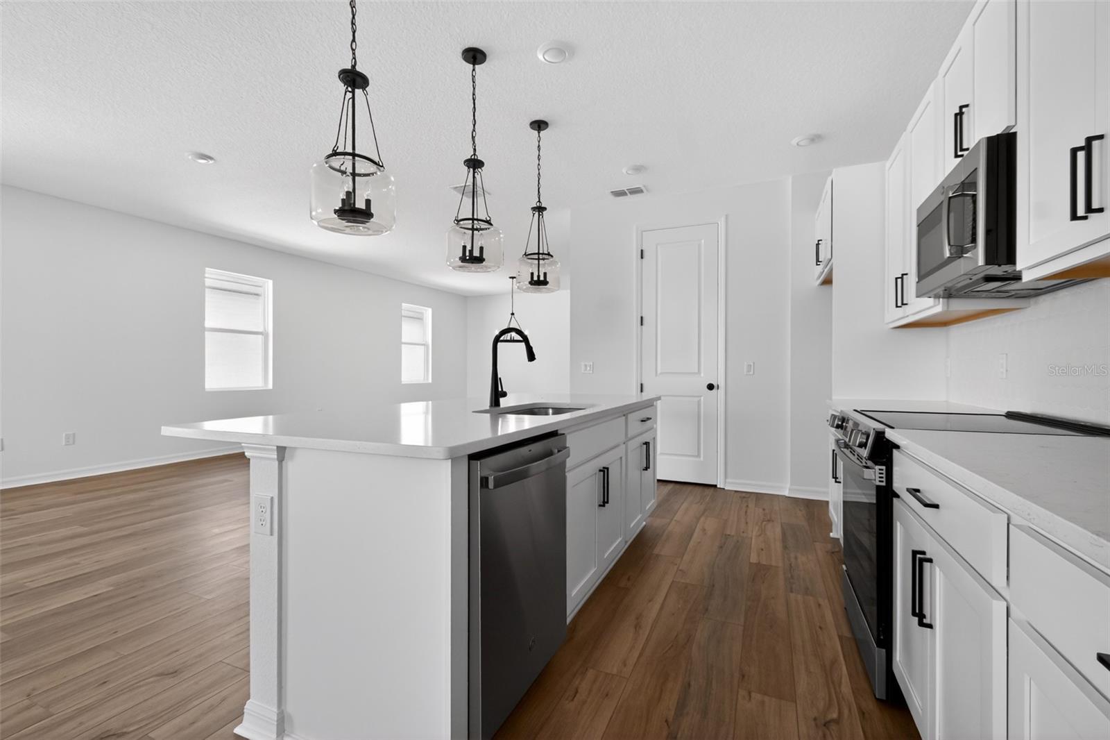 CATAMARAN COVE PHASE I & II - Residential