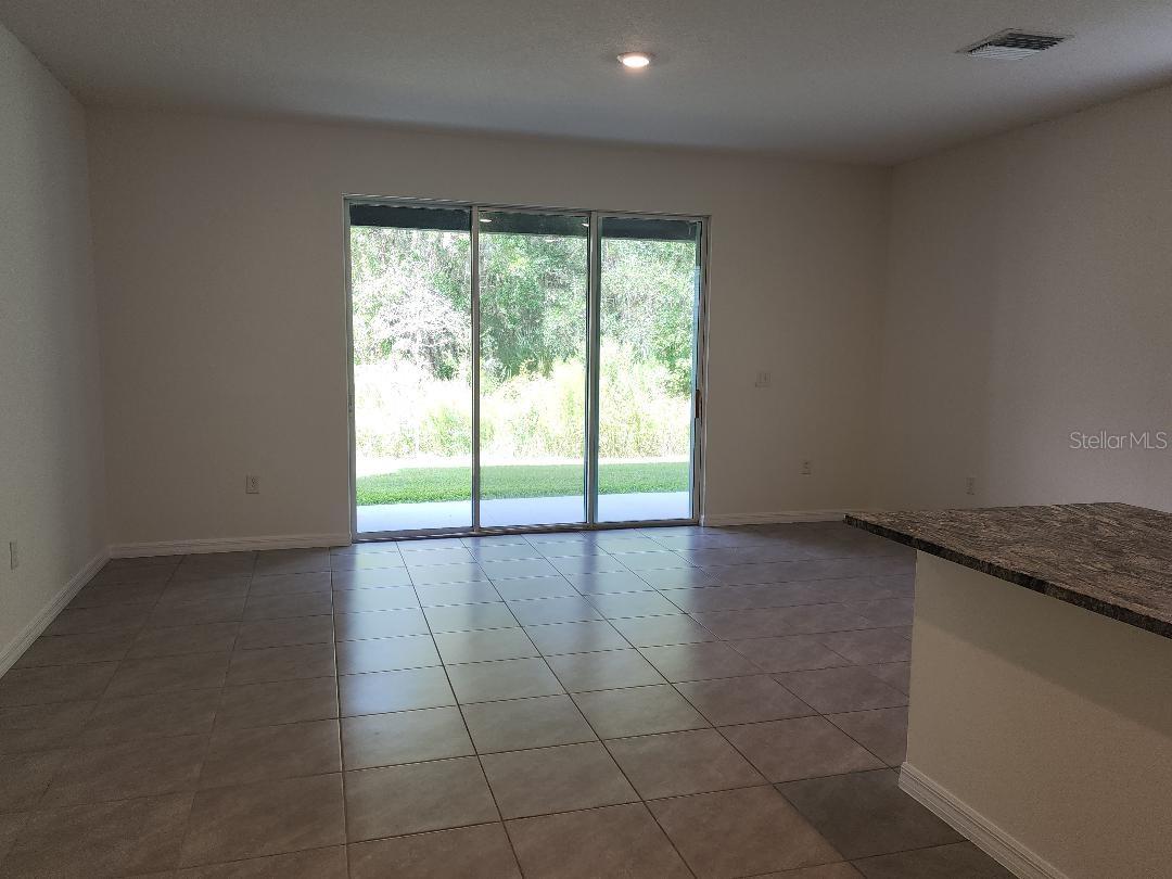 UNION PARK - Residential Lease