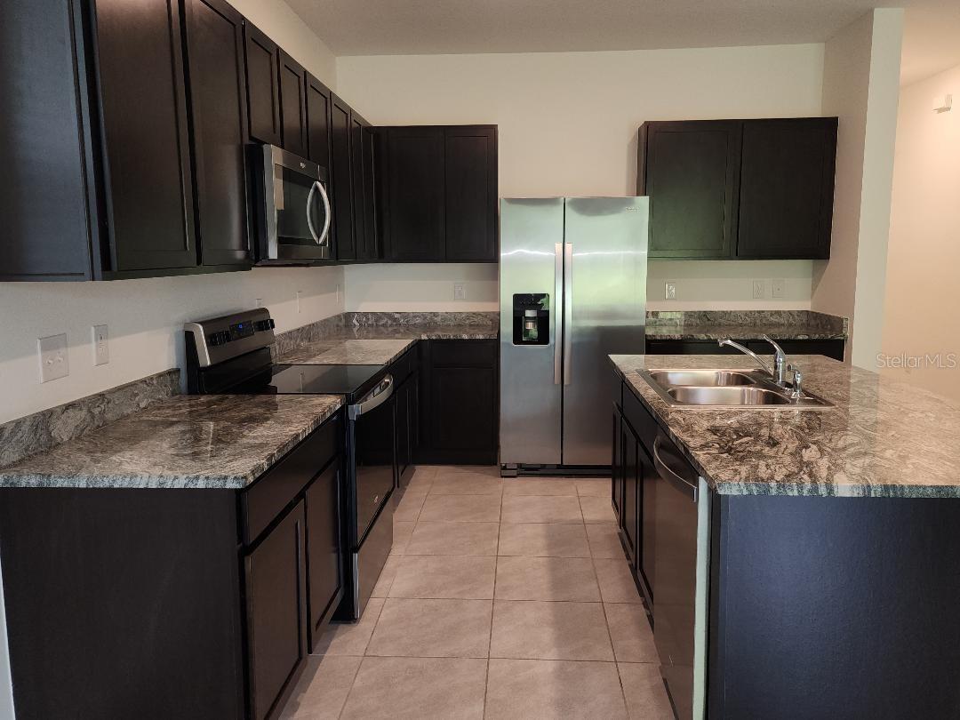 UNION PARK - Residential Lease