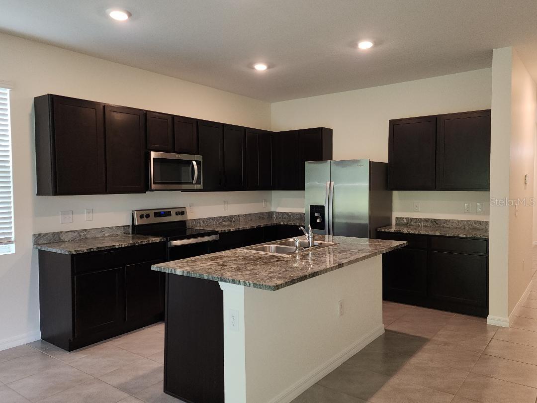 UNION PARK - Residential Lease