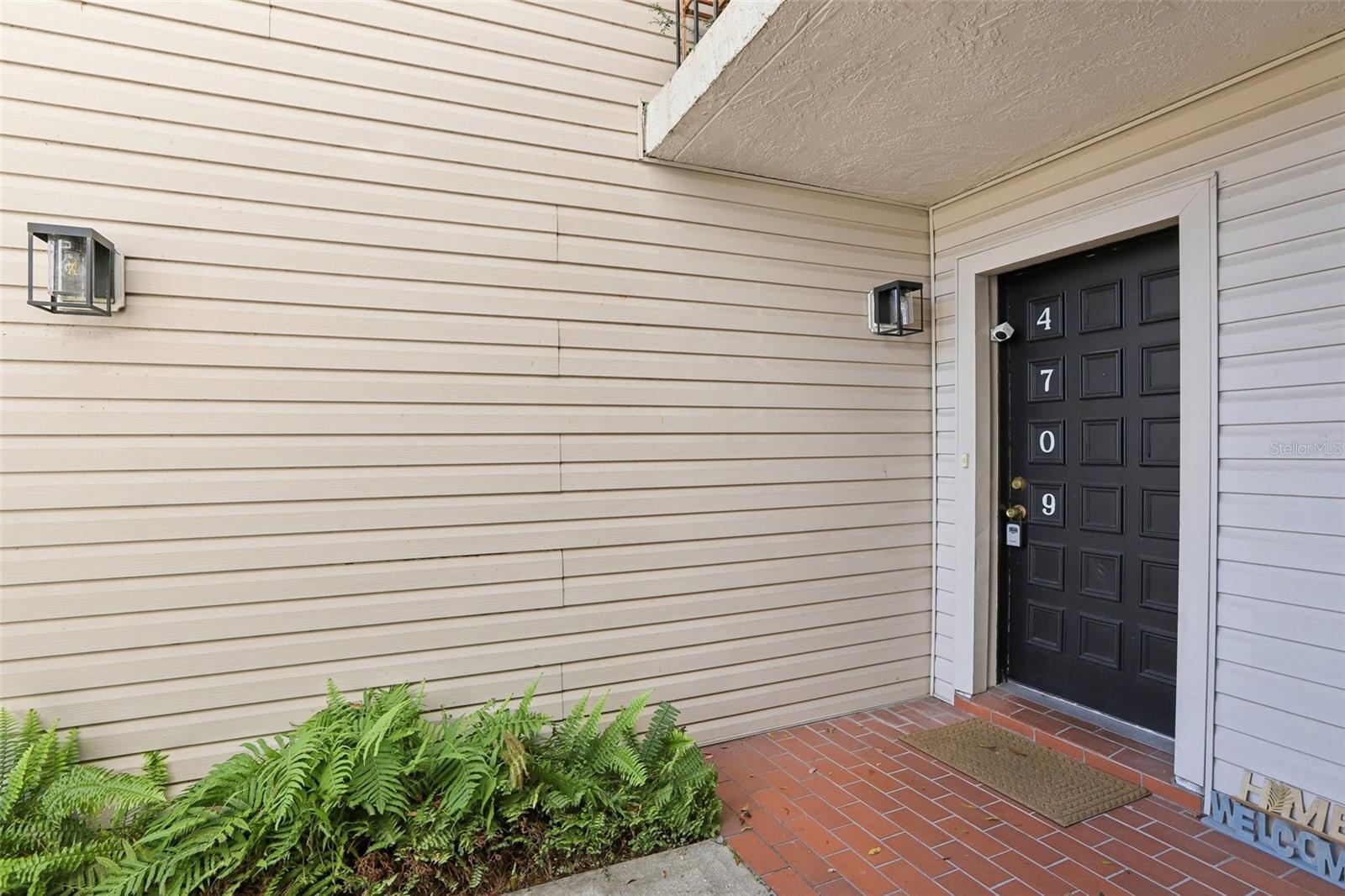 RIVER OAKS CONDO I - Residential