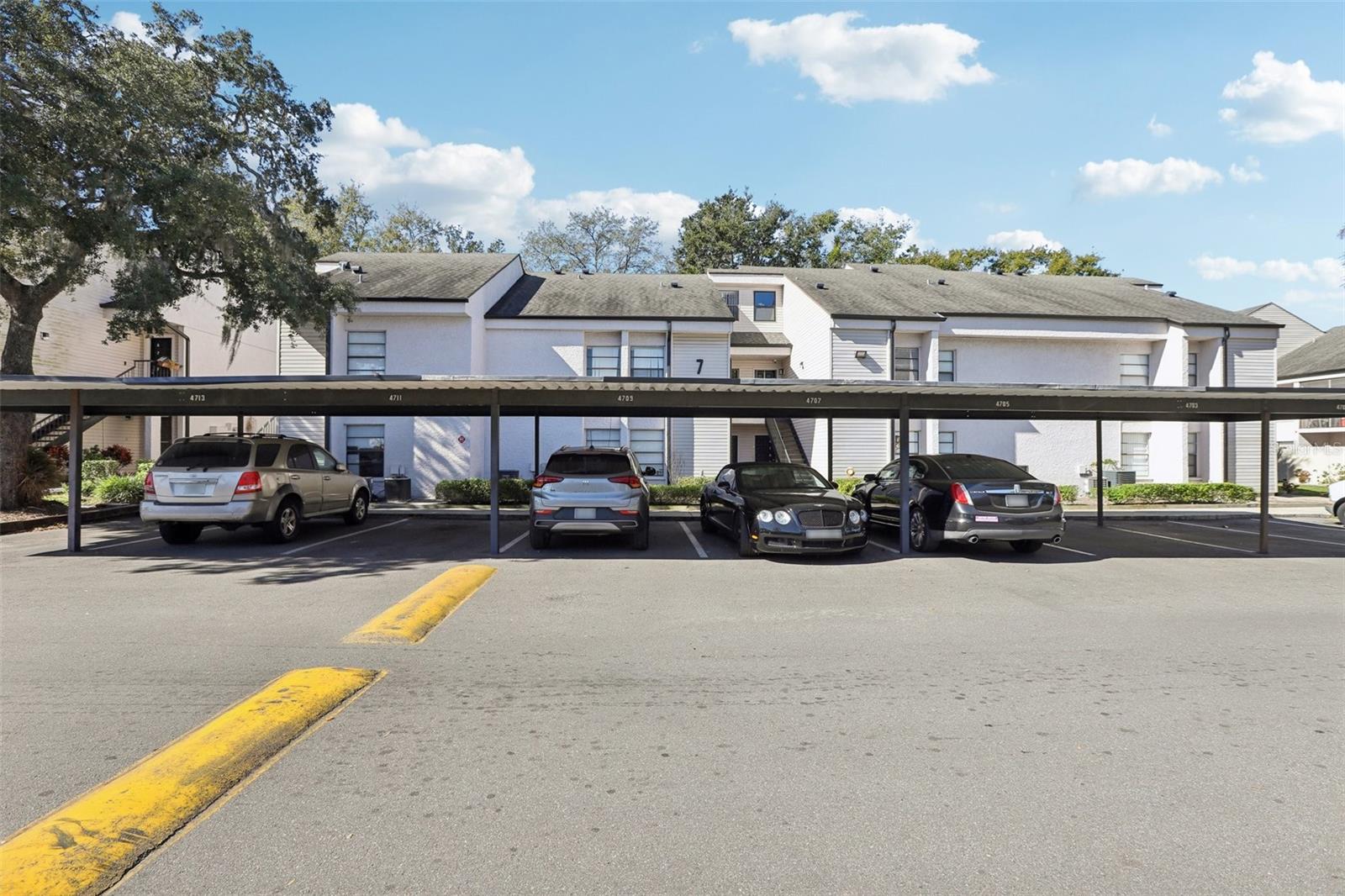 RIVER OAKS CONDO I - Residential