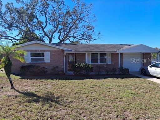 FOREST HILLS - Residential Lease