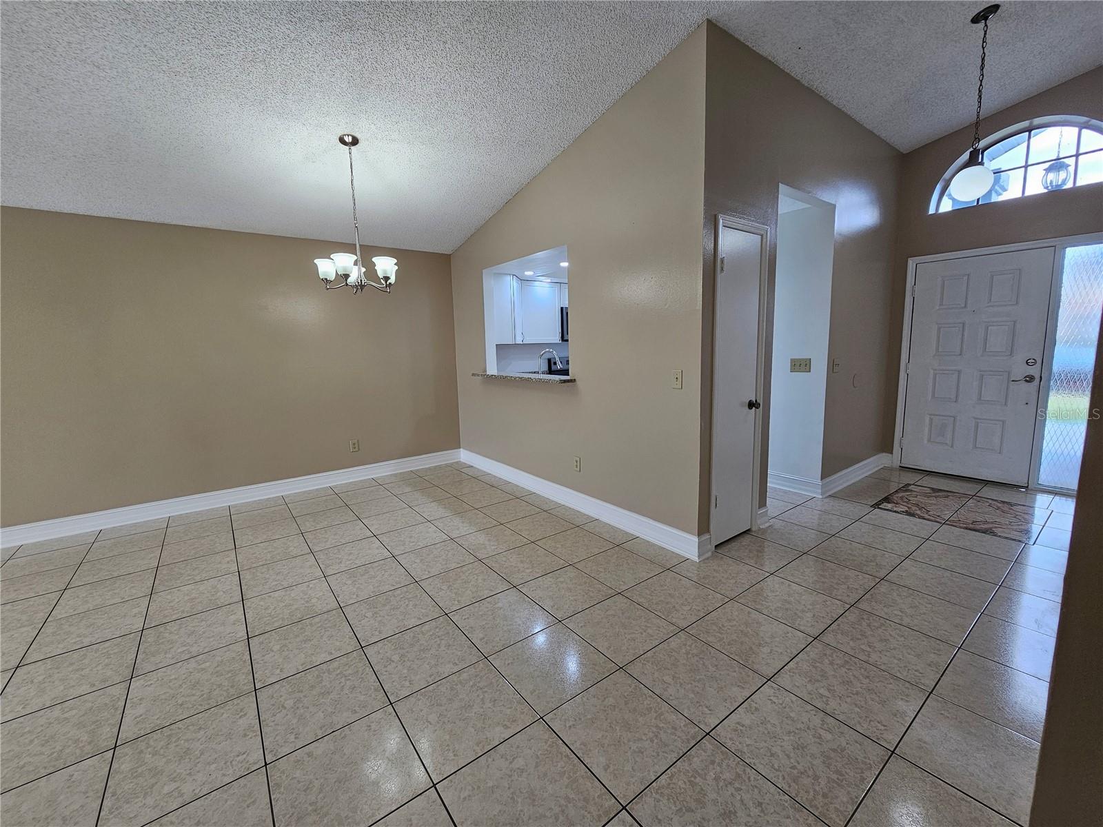 1024 WHALEBONE BAY DRIVE