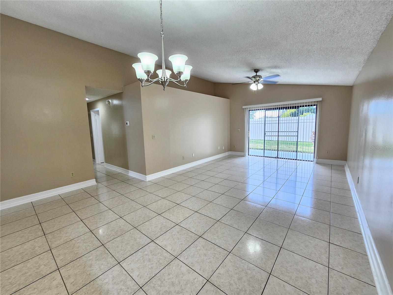 1024 WHALEBONE BAY DRIVE