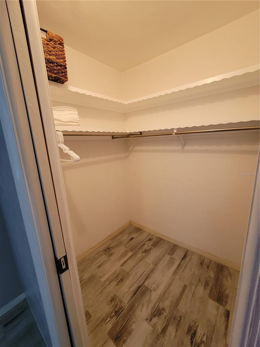 DELTONA LAKES UNIT 03 - Residential