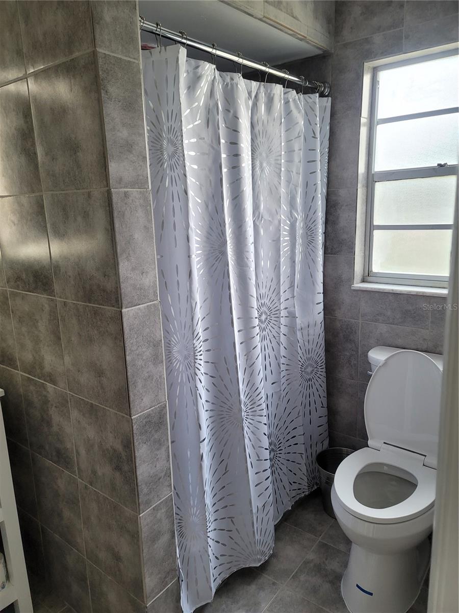 DELTONA LAKES UNIT 03 - Residential