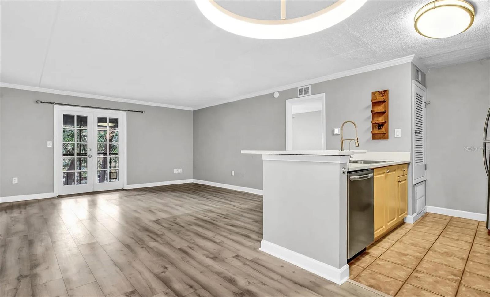 SIENA VILLAS AT BEACH PARK A C - Residential Lease