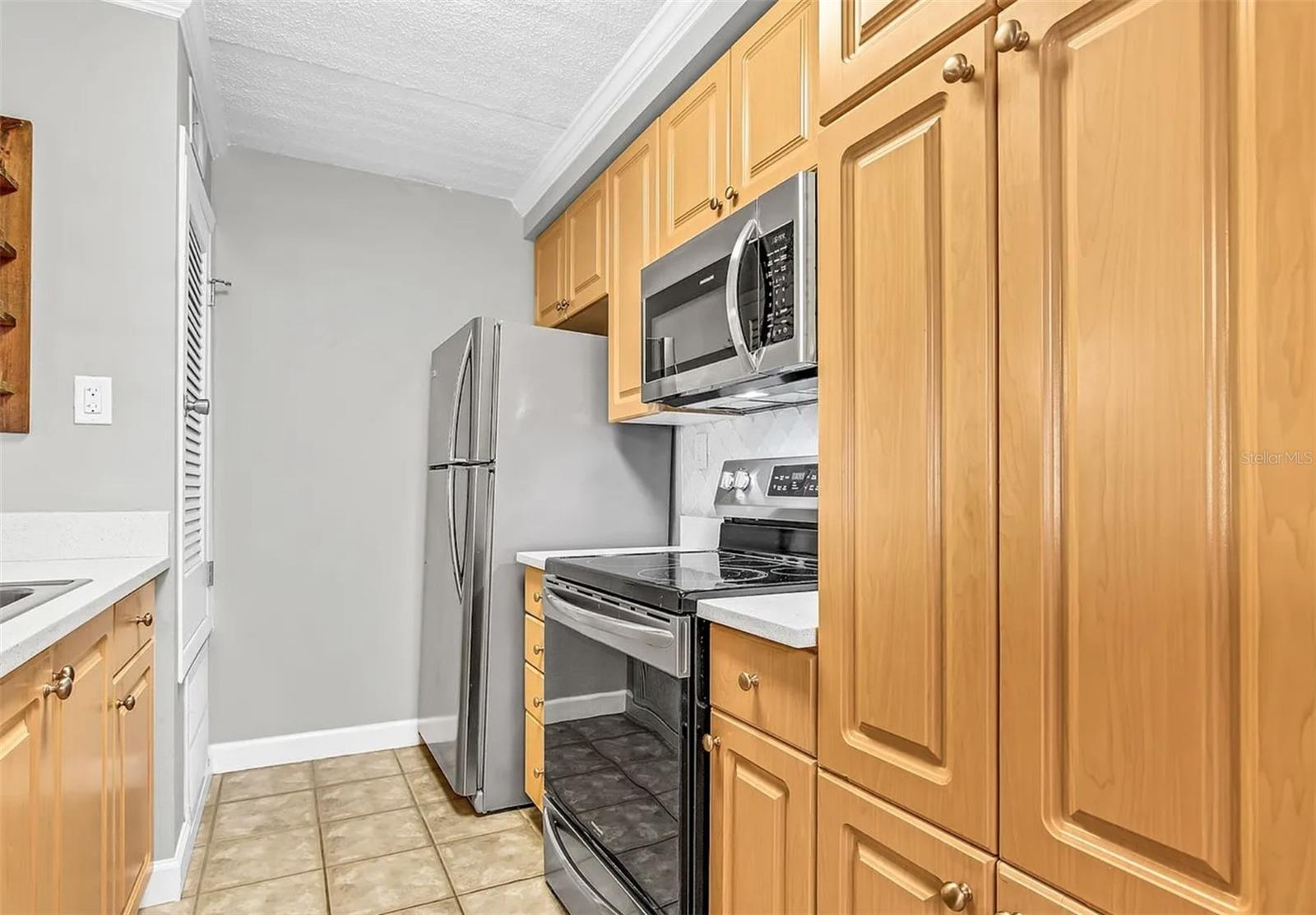 SIENA VILLAS AT BEACH PARK A C - Residential Lease