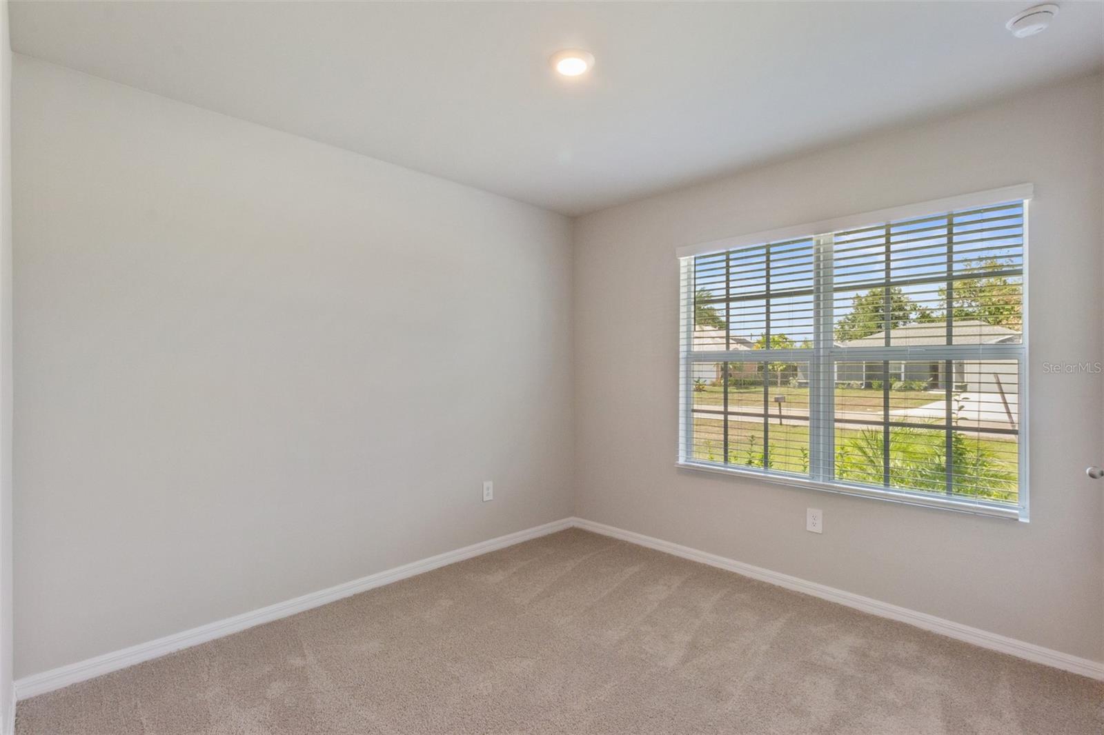 PUNTA GORDA ISLES SEC 16 - Residential Lease