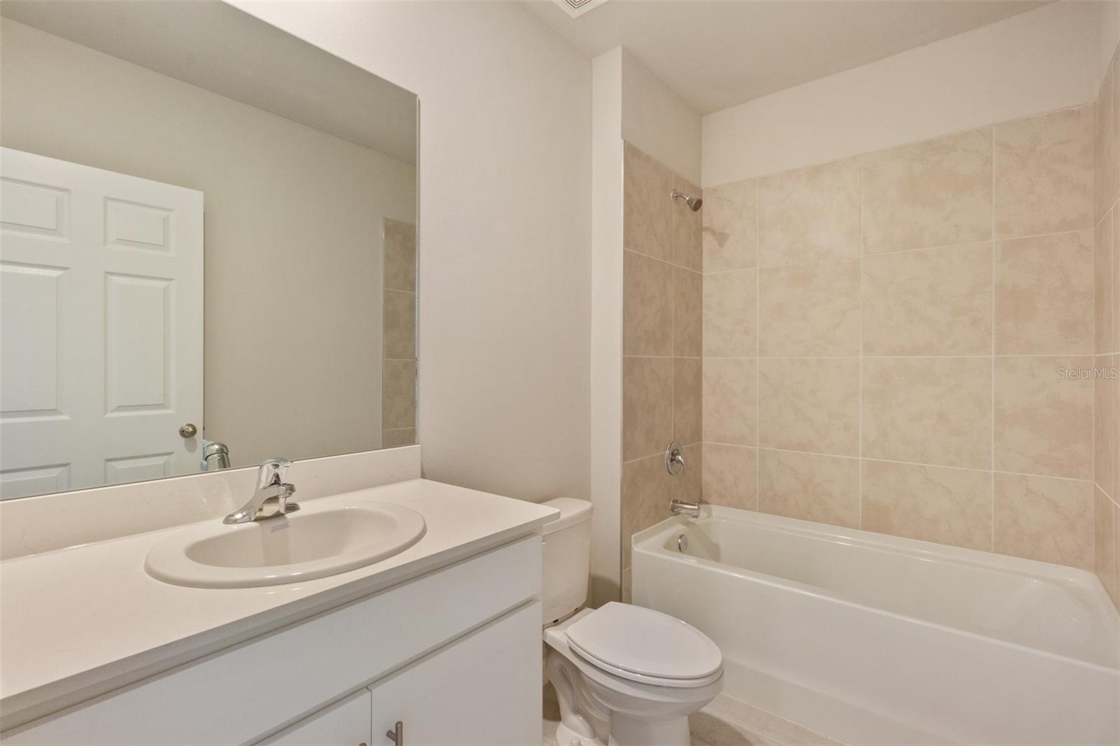 PUNTA GORDA ISLES SEC 16 - Residential Lease