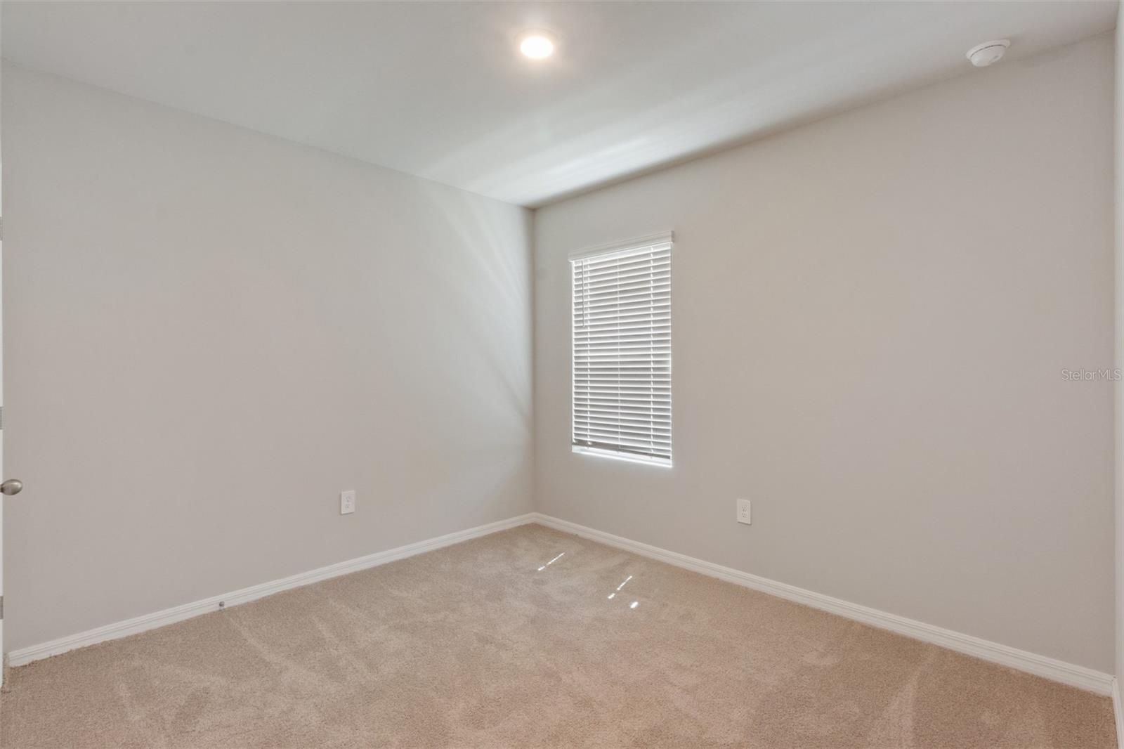 PUNTA GORDA ISLES SEC 16 - Residential Lease