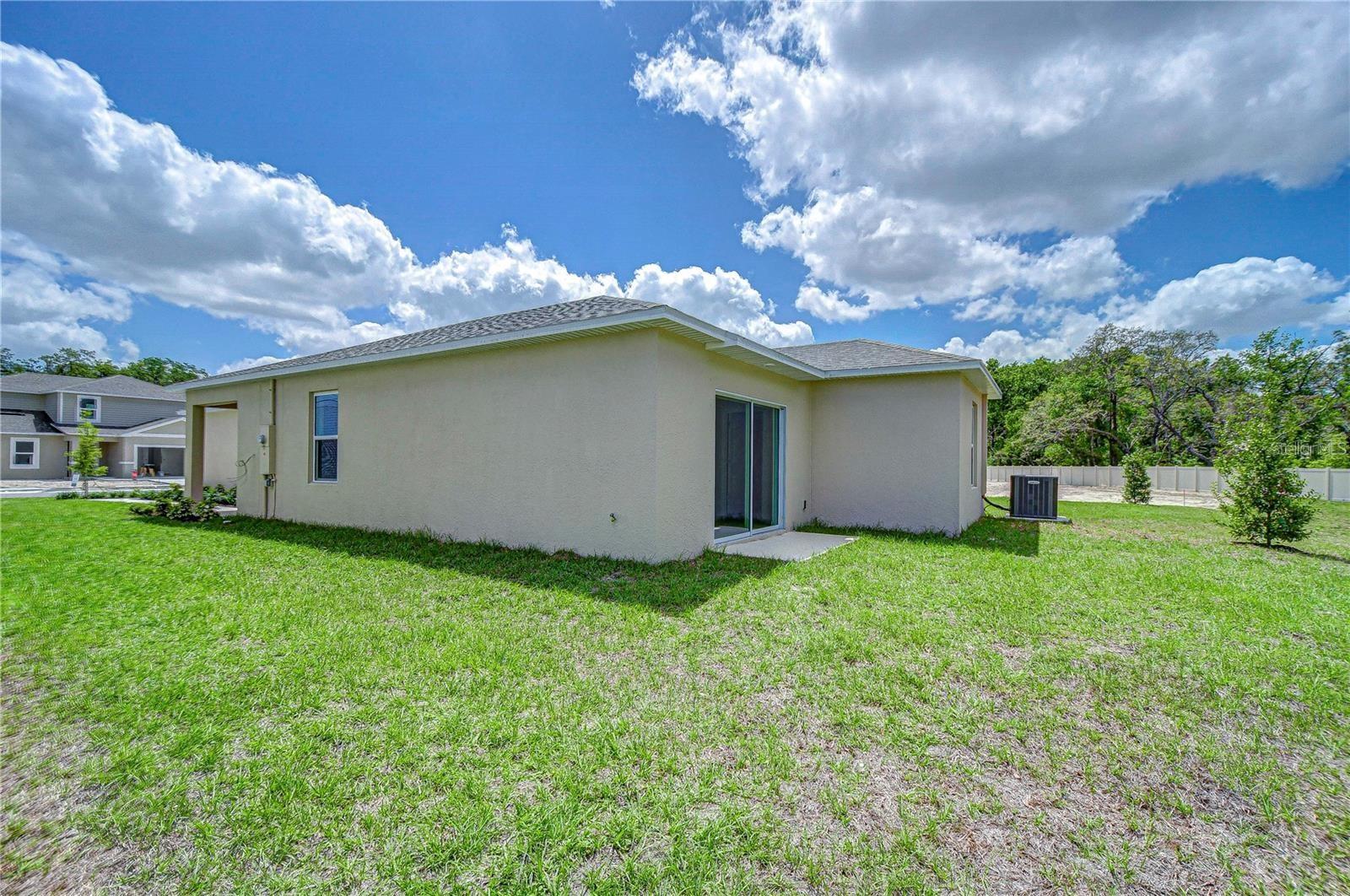 PALM WIND - Residential Lease