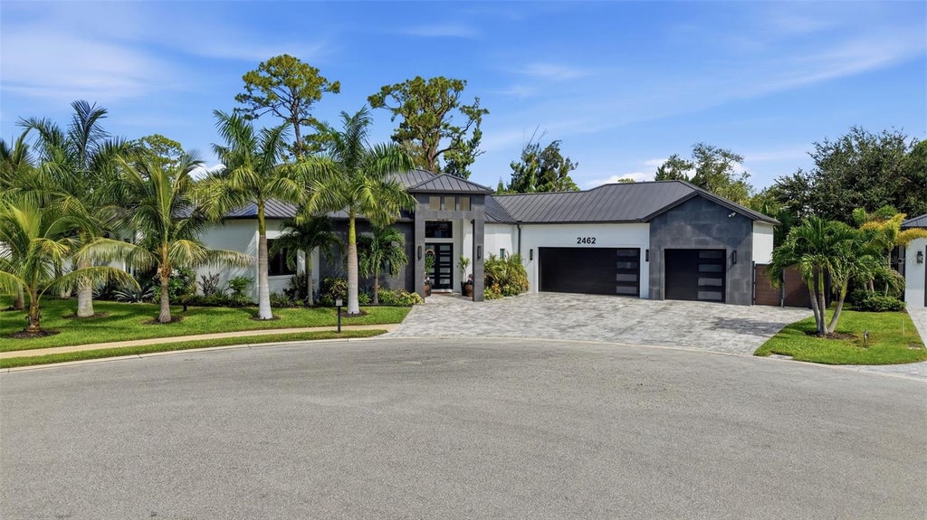 Photo of 2462 Missara Lane, Sarasota, FL 34231 (MLS # A4704478)