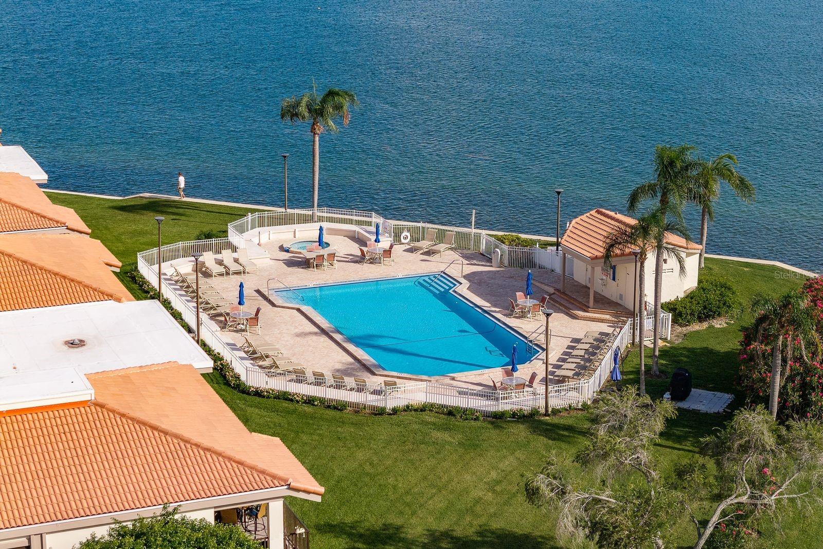 BAHIA DEL MAR IV - Residential