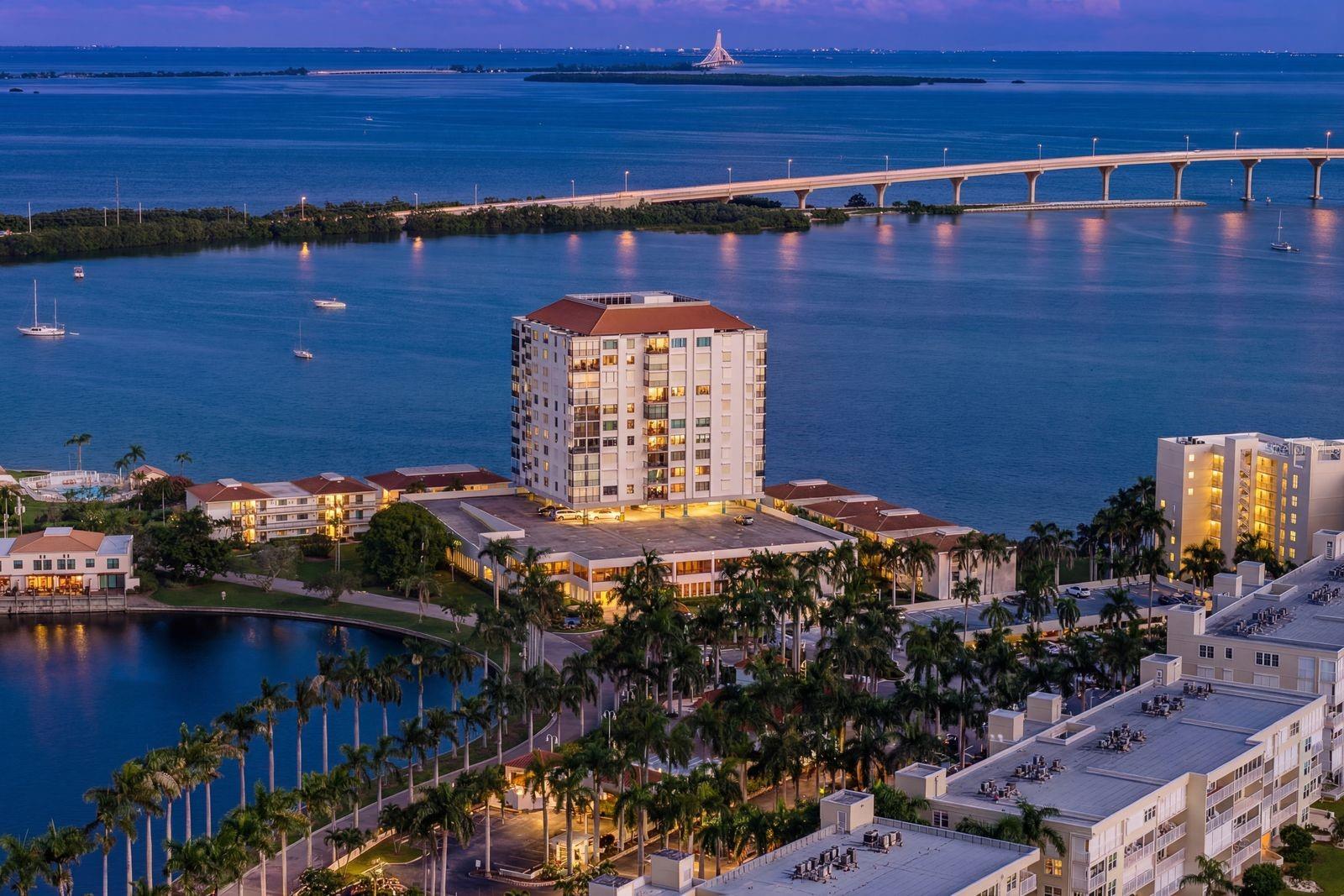 BAHIA DEL MAR IV - Residential