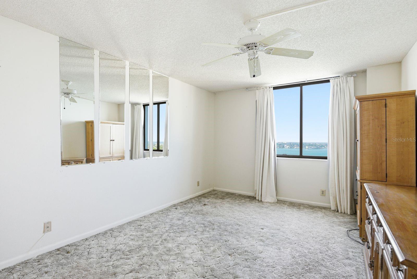 BAHIA DEL MAR IV - Residential