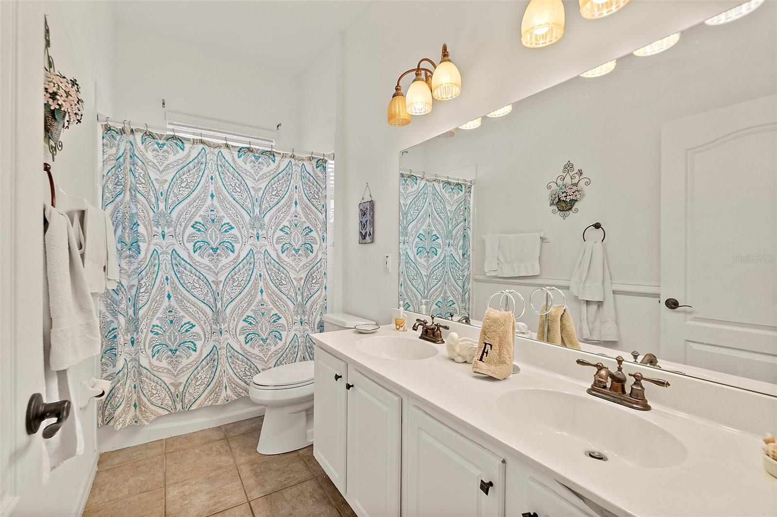 CYPRESS KNOLL - Residential