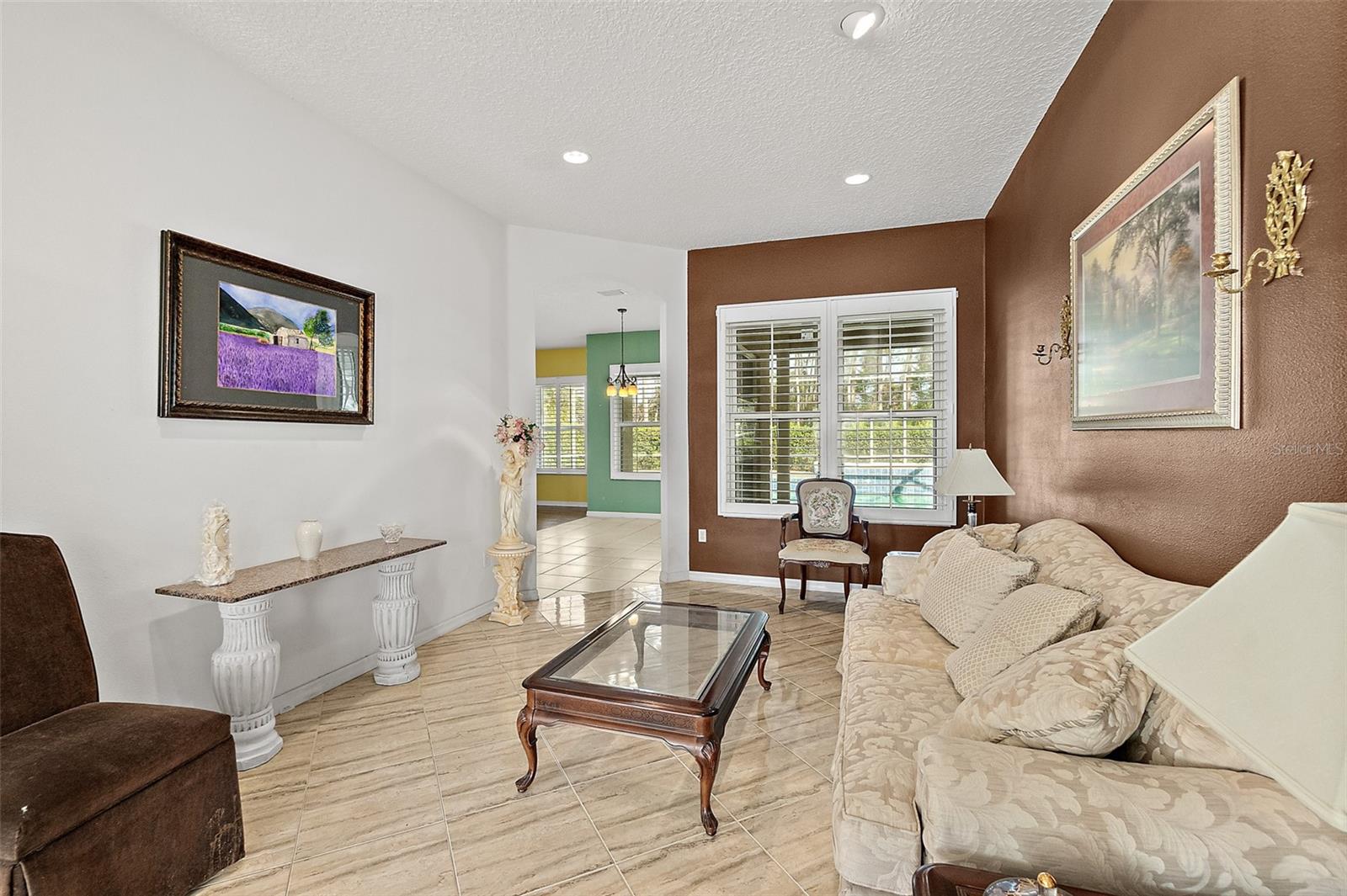 CYPRESS KNOLL - Residential