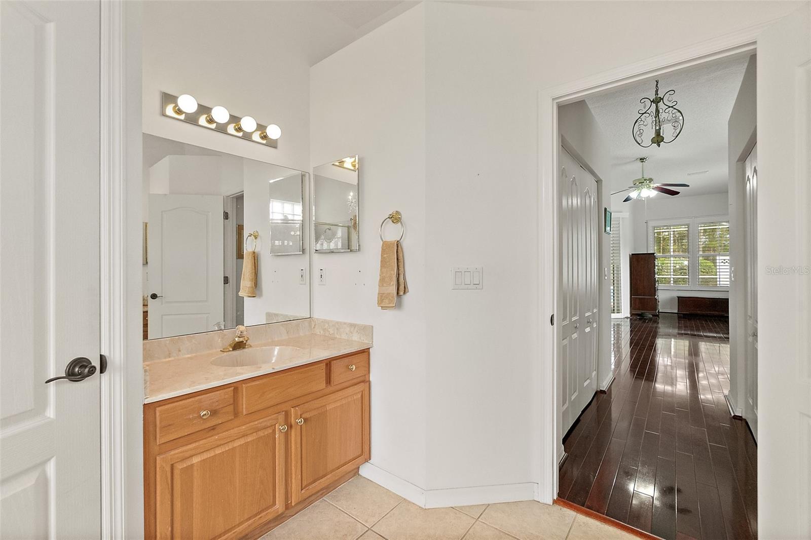 CYPRESS KNOLL - Residential