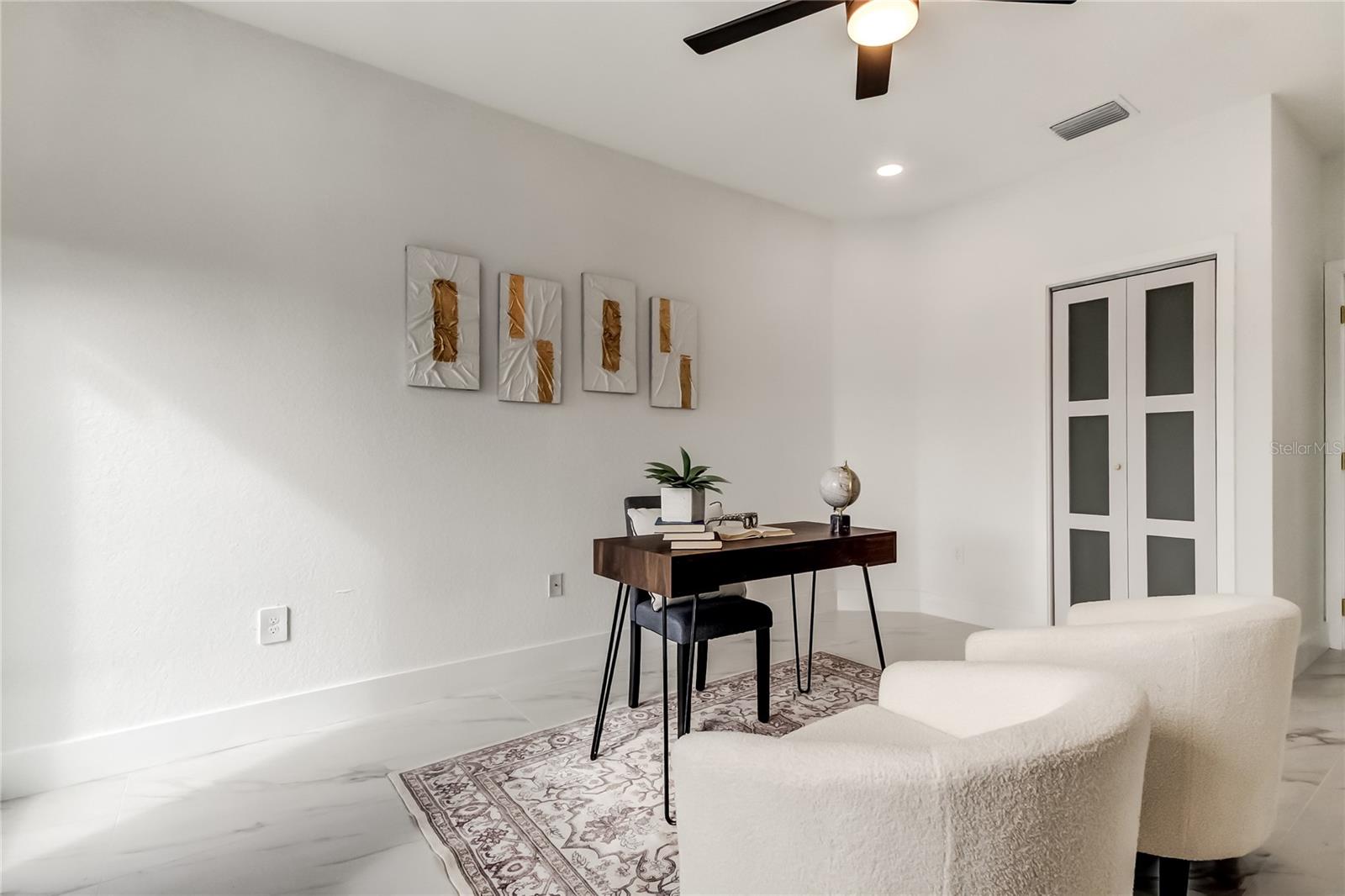 OYSTER BAYOU - Residential